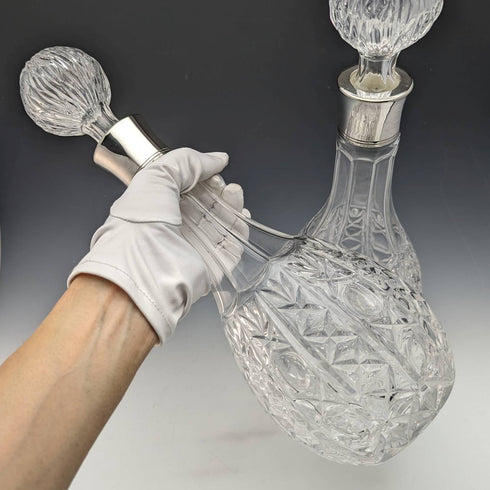 英國復古切割玻璃銀盤裝飾醒酒器一對